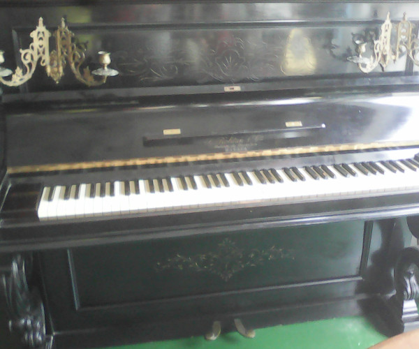 Piano-1