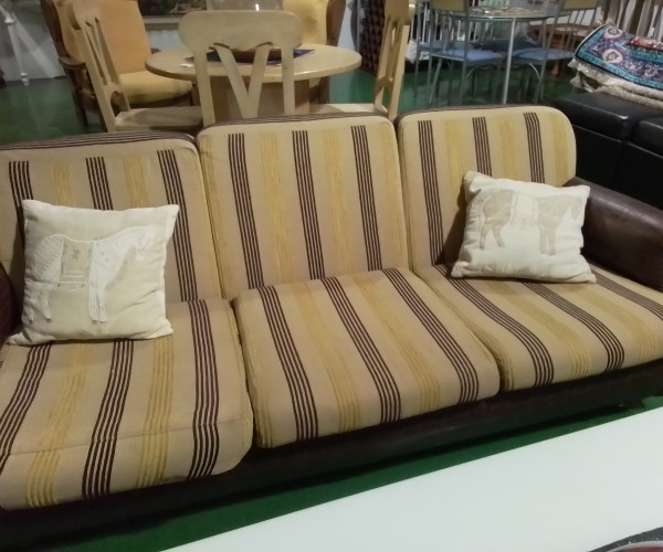 Sofa rayas-1