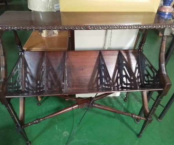 Mesa revistero-1