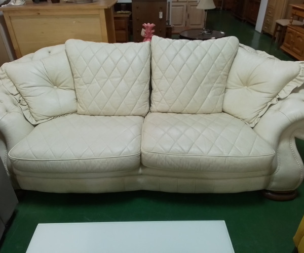 Sofa-1
