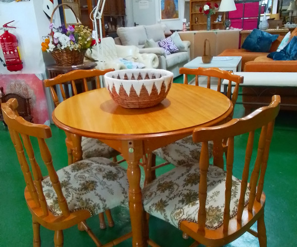 Conjunto mesa 4 sillas-1